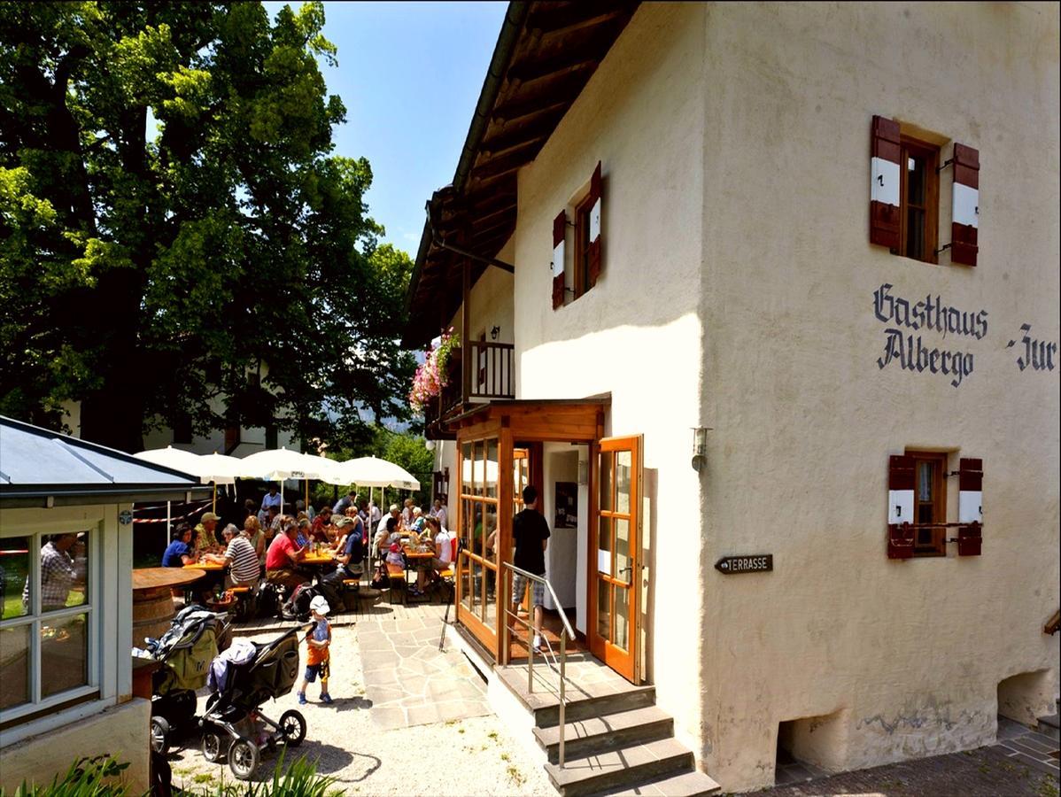 Hotel Zur Kirche Magre all' Adige Buitenkant foto